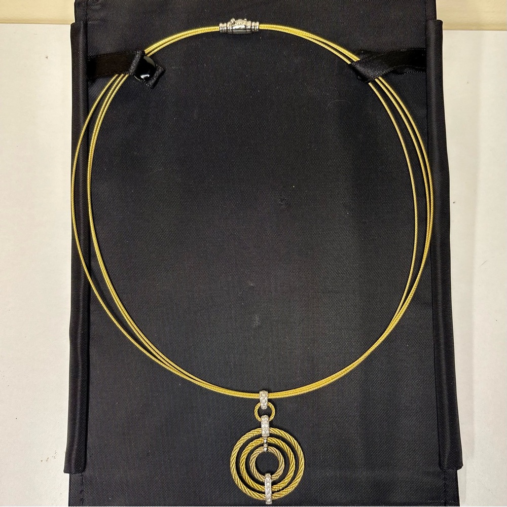 Elegant Gold and Silver Necklace